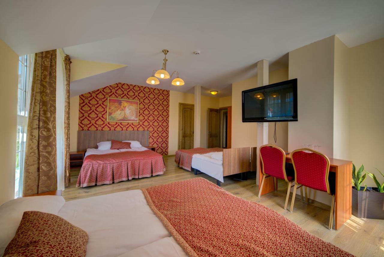 Zupe Guest House Radailiai Luaran gambar